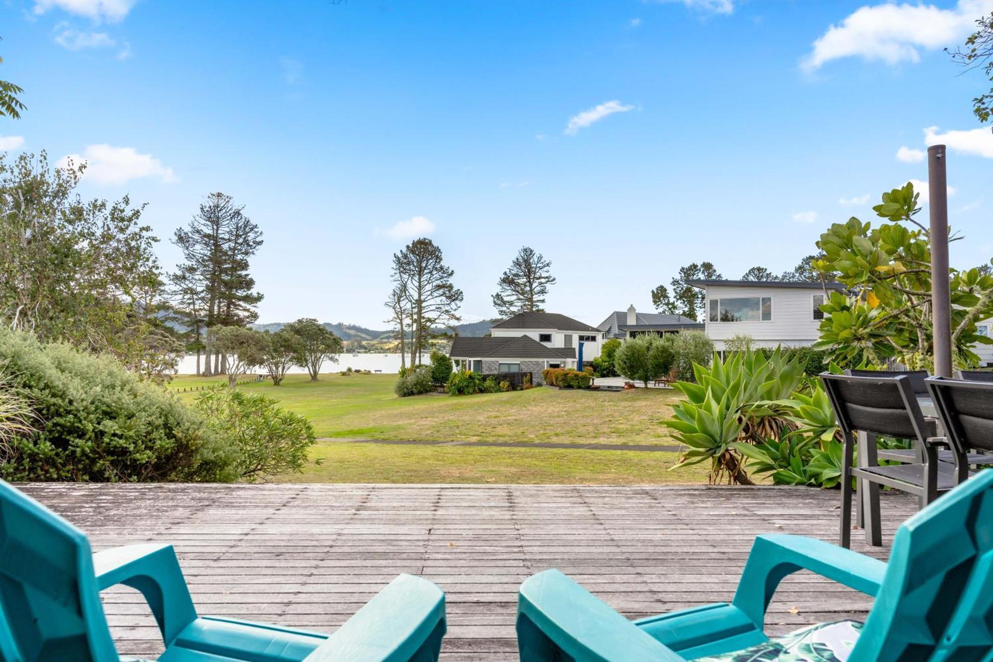 Pauanui Beach House Suntrap Exteriör bild