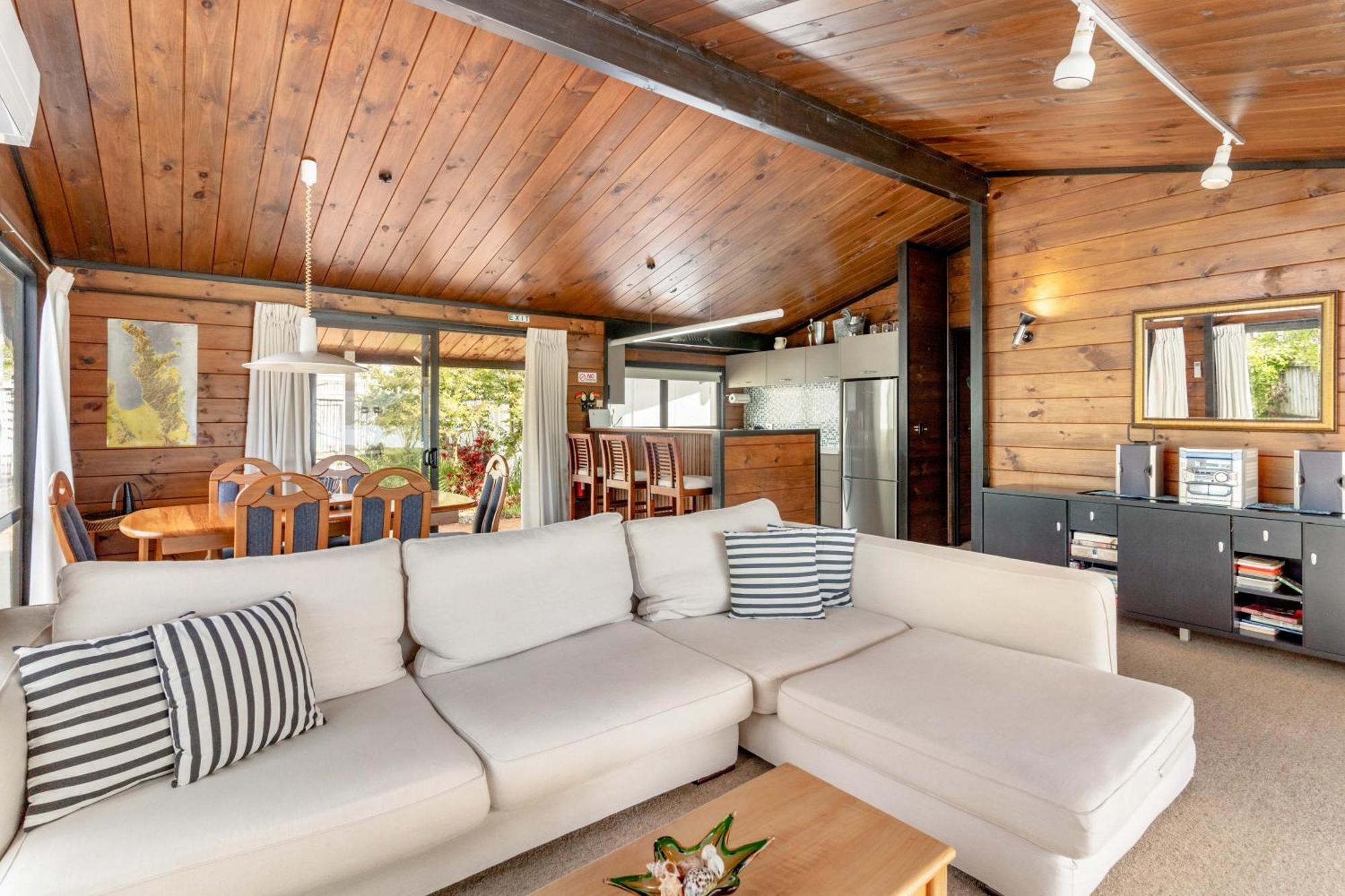 Pauanui Beach House Suntrap Exteriör bild